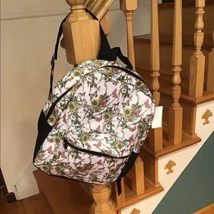 PEACE SAC BACKPACK BUTTERFLIES & FLOWERS-NWT